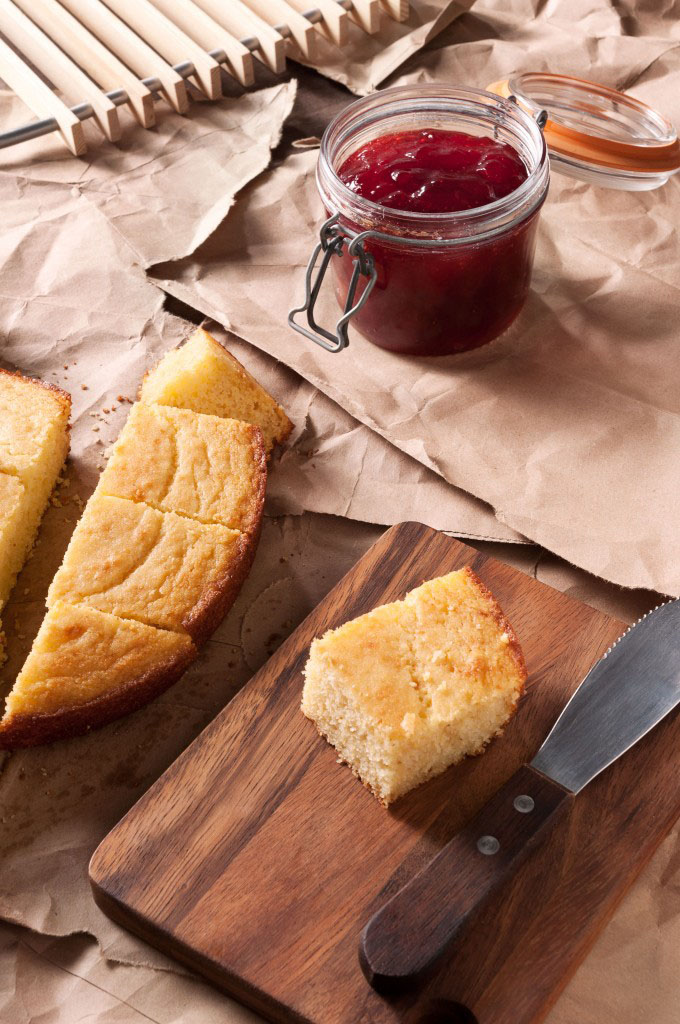 Classic Cornbread: a no-fail recipe for your Thanksgiving or Holiday table.