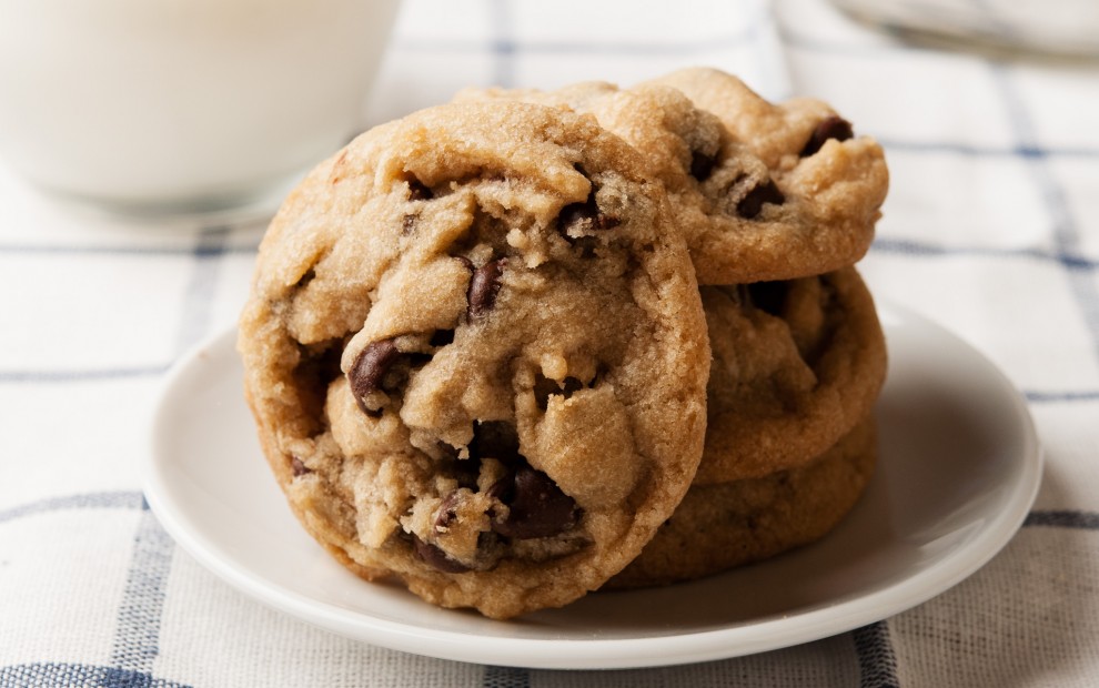 The Best Vegan Chocolate Chip Cookies - I bake he shoots